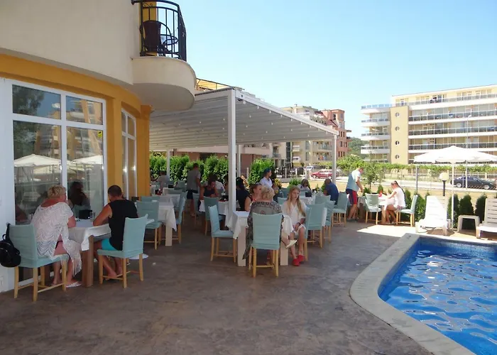 Family Orios 3* Πριμόρσκο