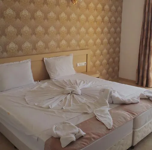 Family Orios Hotel 3*